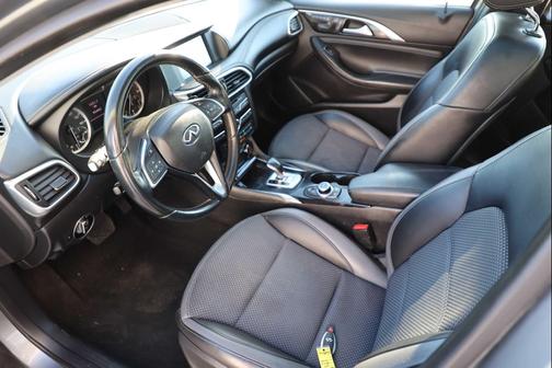 2019 INFINITI QX30 LUXE