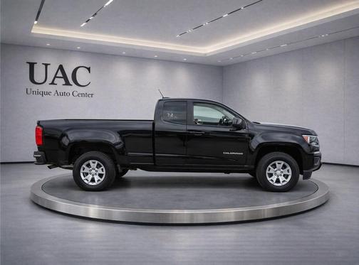 Black 2022 Chevrolet Colorado LT