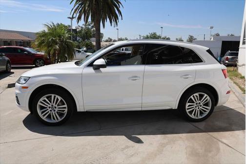 2018 Audi Q5 2.0T Premium Plus