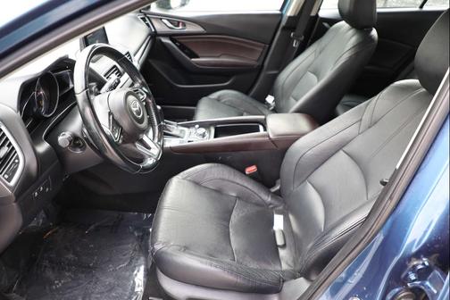 2018 Mazda Mazda3 Grand Touring