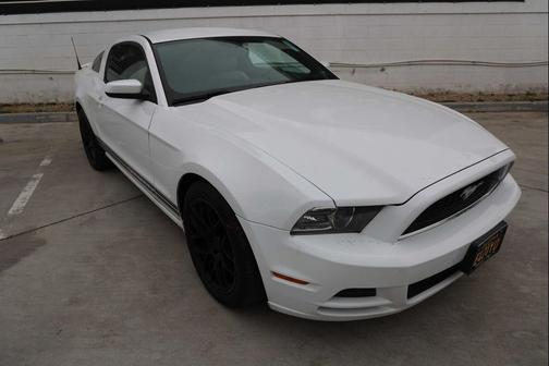2014 Ford Mustang V6 Premium