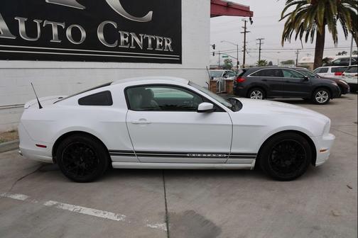 2014 Ford Mustang V6 Premium
