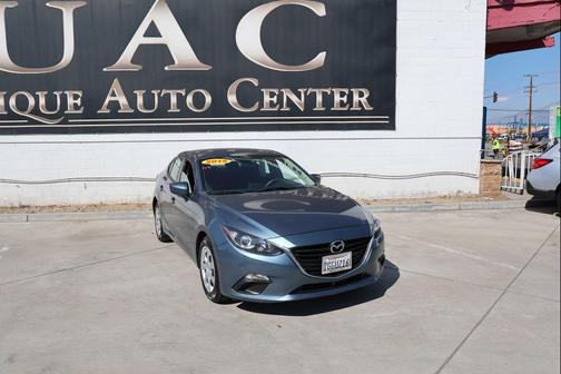 2015 Mazda Mazda3 i Sport