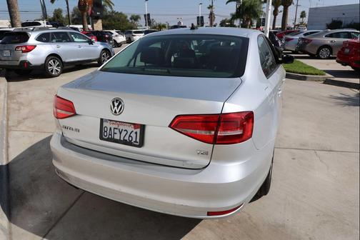 2015 Volkswagen Jetta 1.8T SE