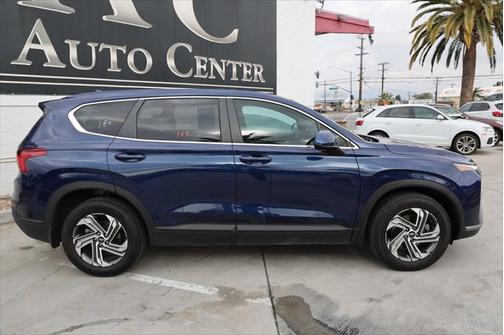 2022 Hyundai SANTA FE SE