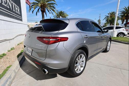 2018 Alfa Romeo Stelvio Ti Sport