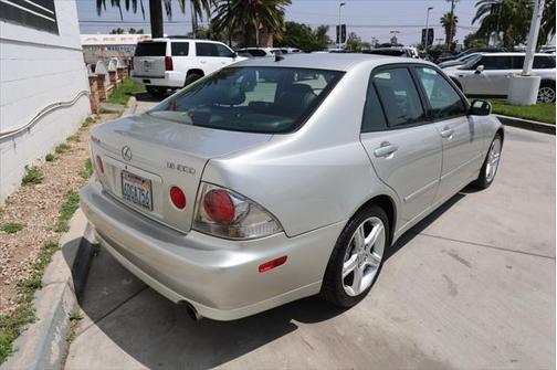 2003 Lexus IS 300 Base
