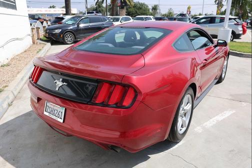 RED 2016 Ford Mustang V6