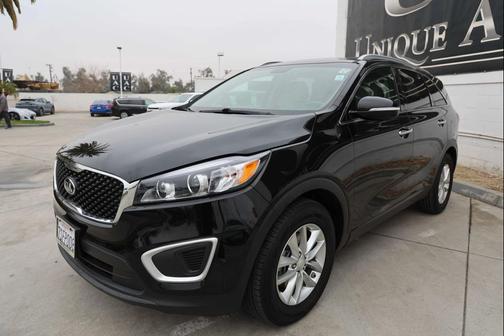 2016 Kia Sorento LX