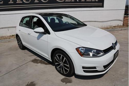 2016 Volkswagen Golf TSI SE 4-Door