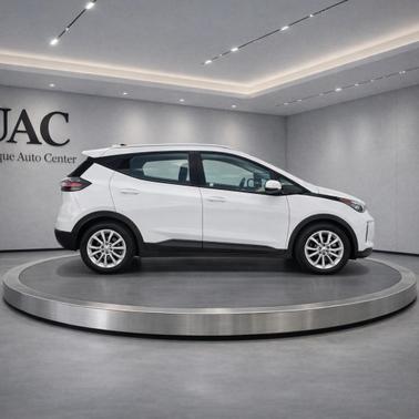 Summit White 2023 Chevrolet Bolt EUV FWD LT