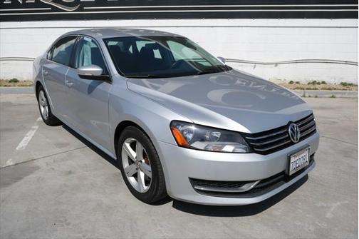 2014 Volkswagen Passat 2.5L SE