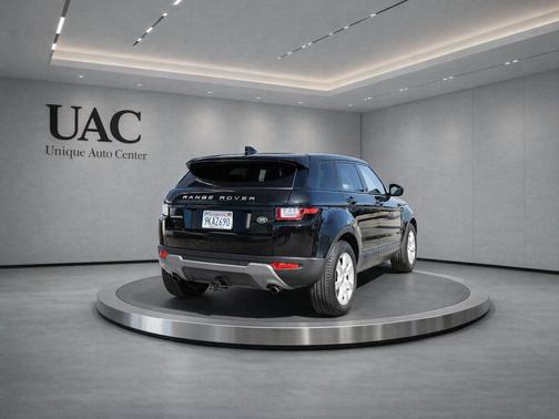 BLACK 2017 Land Rover Range Rover Evoque SE