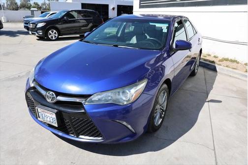 2015 Toyota Camry SE