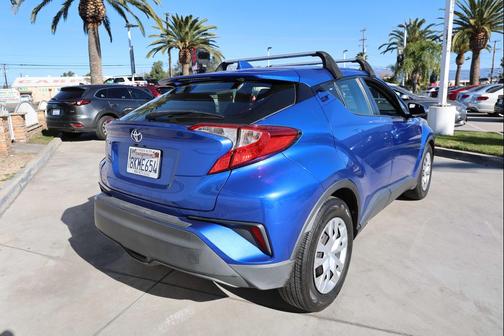 2019 Toyota C-HR LE