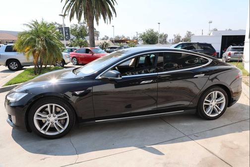 2016 Tesla Model S 70
