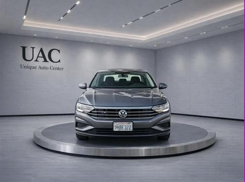 Platinum Gray Metallic 2019 Volkswagen Jetta 1.4T SE