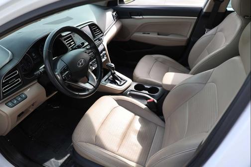 2020 Hyundai ELANTRA Limited