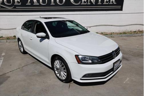 2015 Volkswagen Jetta Auto SE w/Connectivity/Navigation
