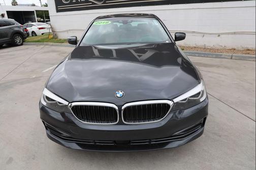 2019 BMW 530e xDrive iPerformance