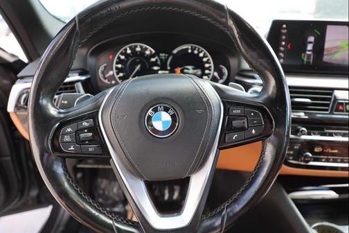 2019 BMW 530e xDrive iPerformance