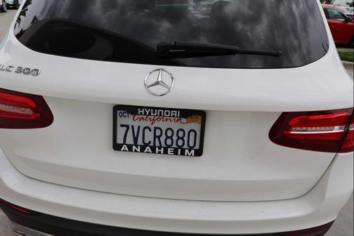 2017 Mercedes-Benz GLC 300 Base