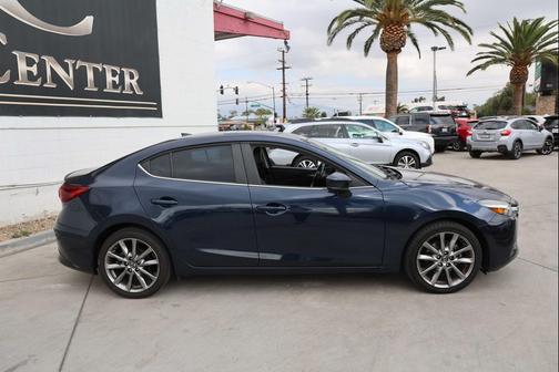 2018 Mazda Mazda3 Grand Touring