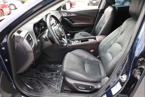 2018 Mazda Mazda3 Grand Touring