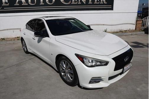 2015 INFINITI Q50 Premium