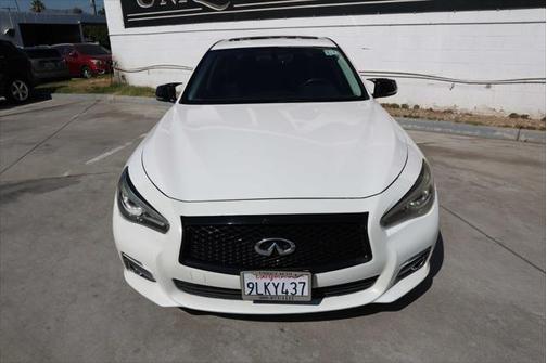 2015 INFINITI Q50 Premium