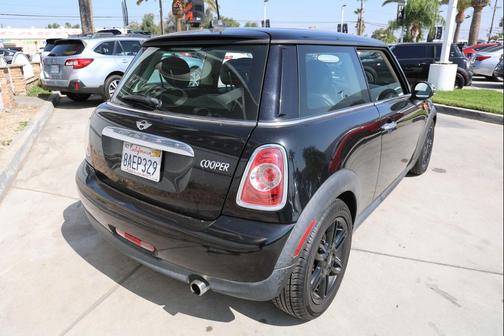 2013 MINI Hardtop Cooper