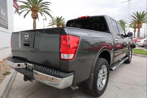 2011 Nissan Titan SL