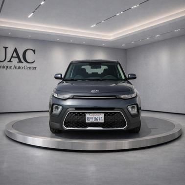 Gravity Grey 2020 Kia Soul LX