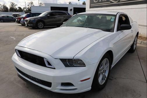 2014 Ford Mustang V6