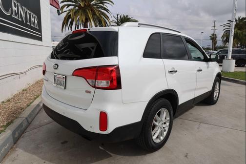 2015 Kia Sorento LX