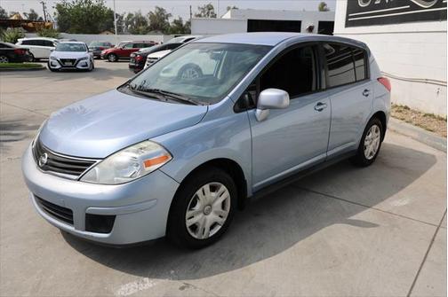 2010 Nissan Versa 1.8 S
