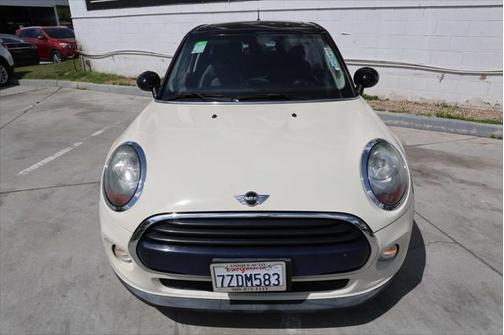 2017 MINI Hardtop Cooper
