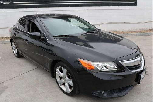 2013 Acura ILX 2.0L w/Premium Package
