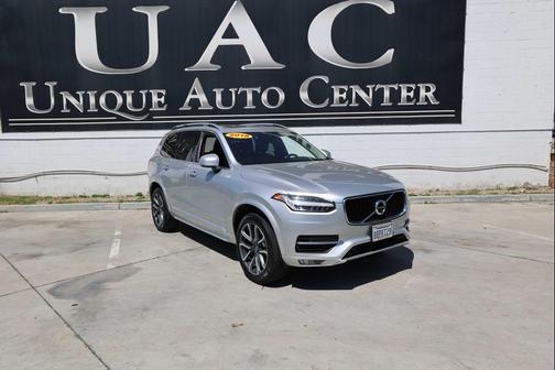 2018 Volvo XC90 T5 Momentum