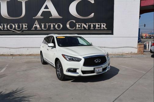 2017 INFINITI QX60 Base