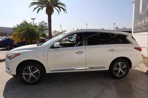2017 INFINITI QX60 Base