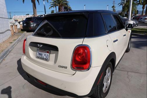 2016 MINI Hardtop Cooper