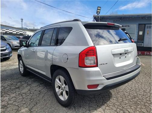 2013 Jeep Compass Sport