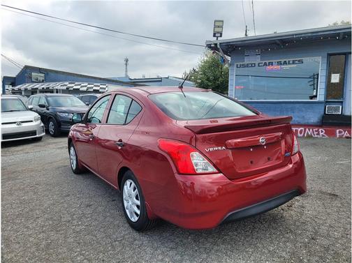 2013 Nissan Versa 1.6 S+