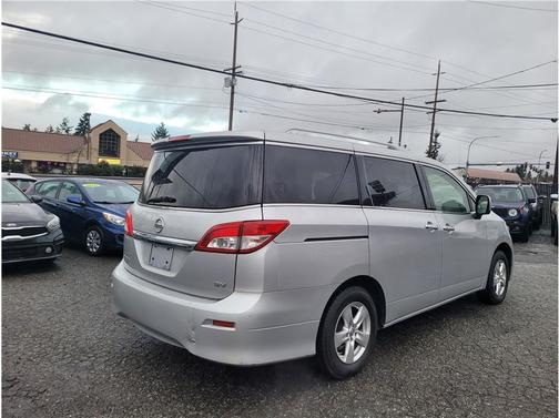 2016 Nissan Quest SV
