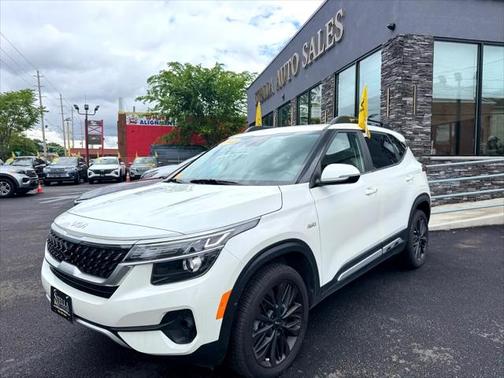 2023 Kia Seltos Nightfall Edition