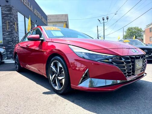 2023 Hyundai ELANTRA Limited
