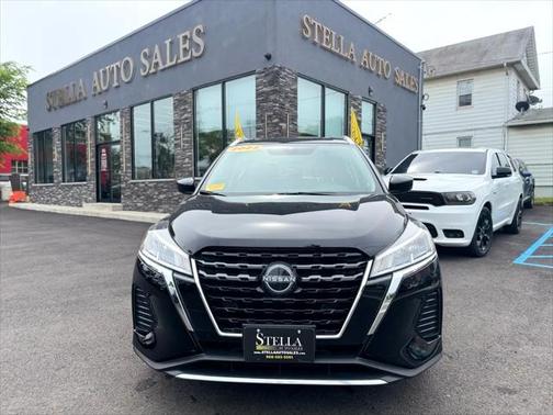2023 Nissan Kicks SV