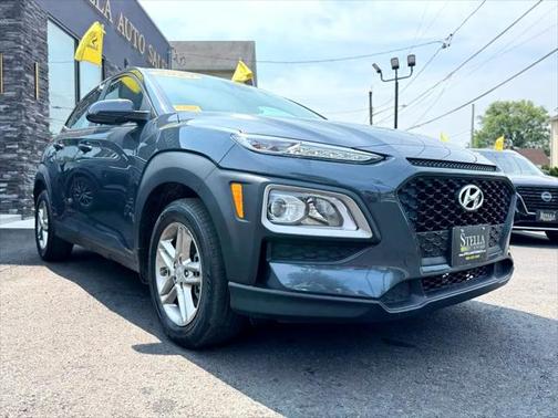 2021 Hyundai KONA SE