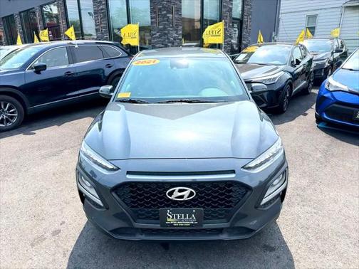 2021 Hyundai KONA SE